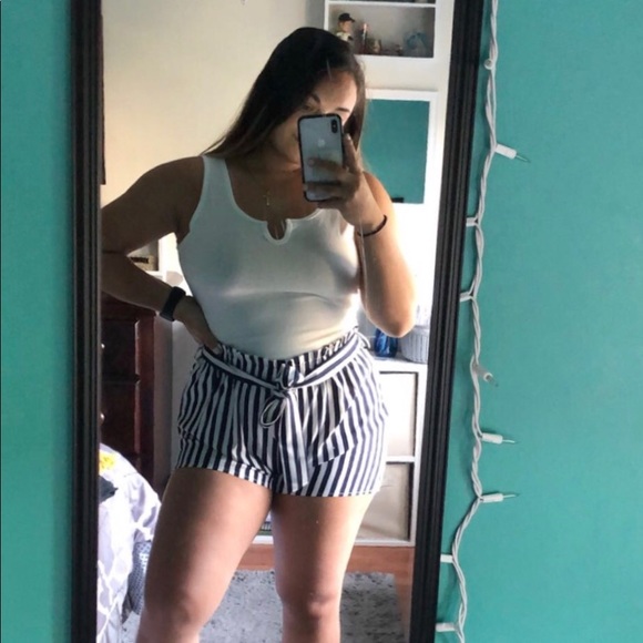 Meet your Posher, Rebecca - Picture 1 of 1